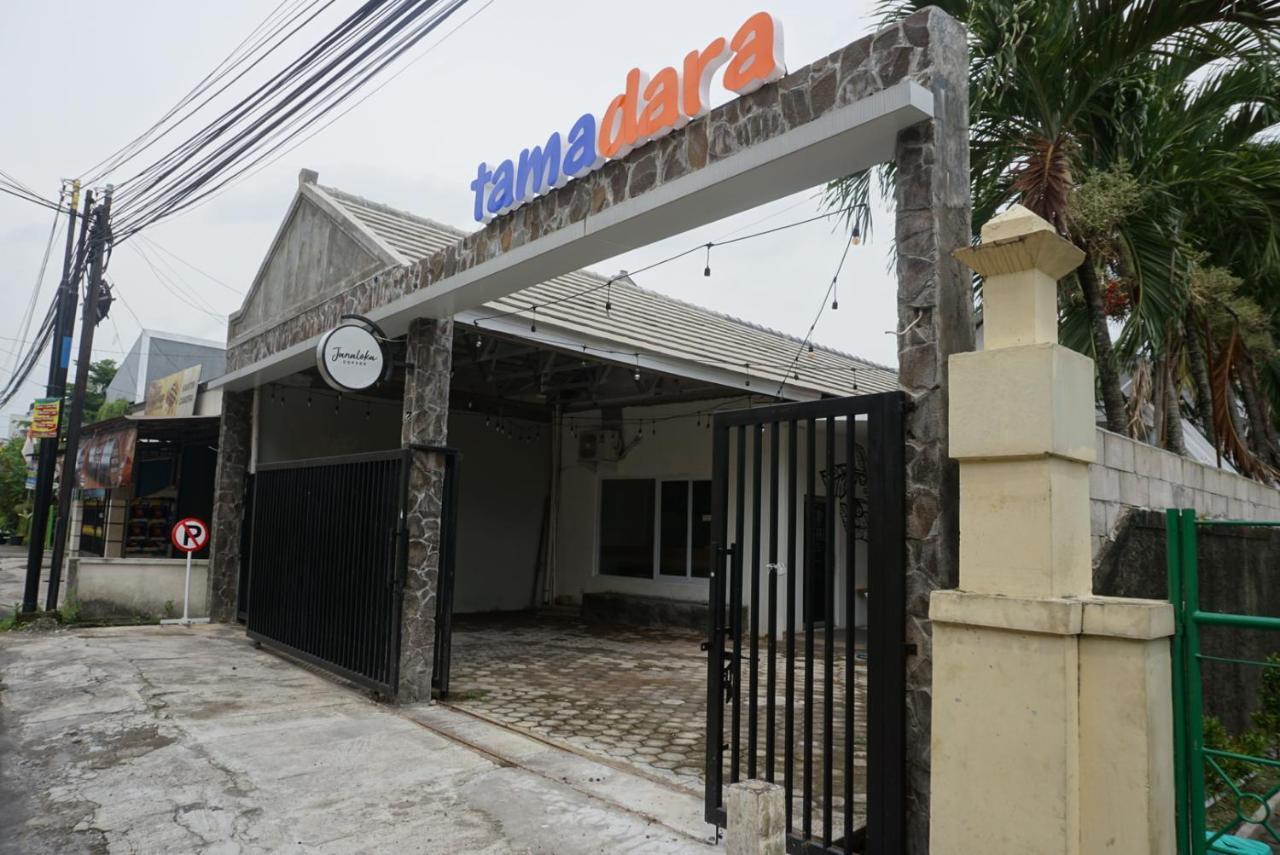 Tamadara Guesthouse Jogja Maguwo Εξωτερικό φωτογραφία